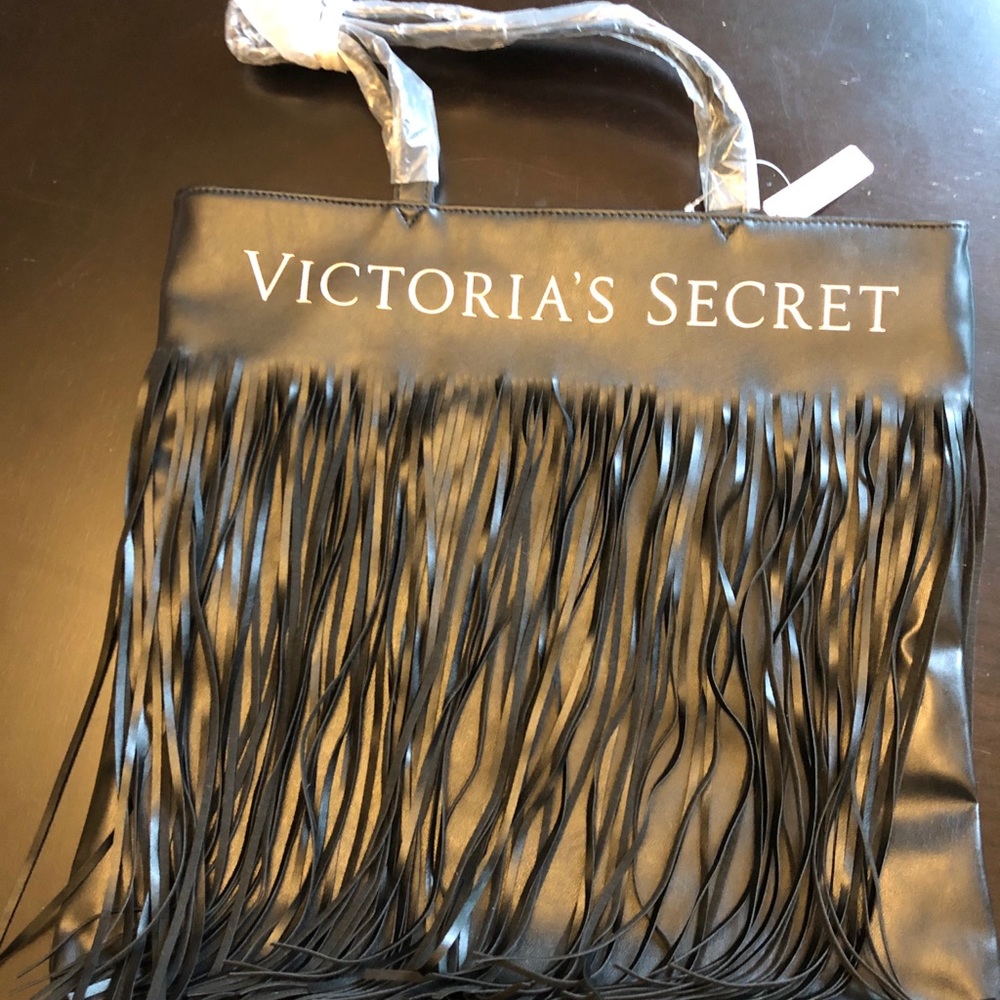 NWT!! Victoria’s Secret bag!! With fringe!
